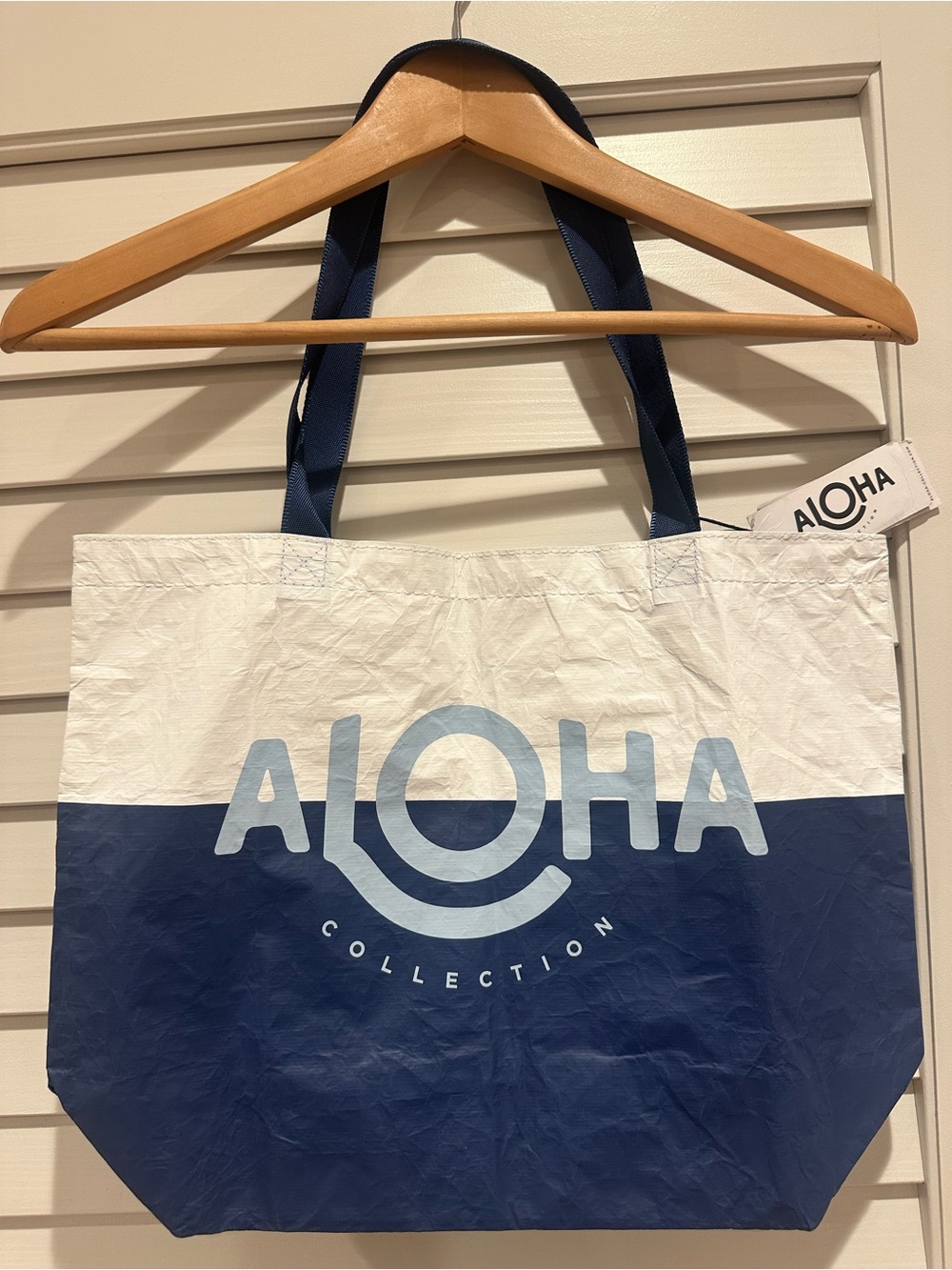 NWT Aloha Collection Small REVERSIBLE TOTE